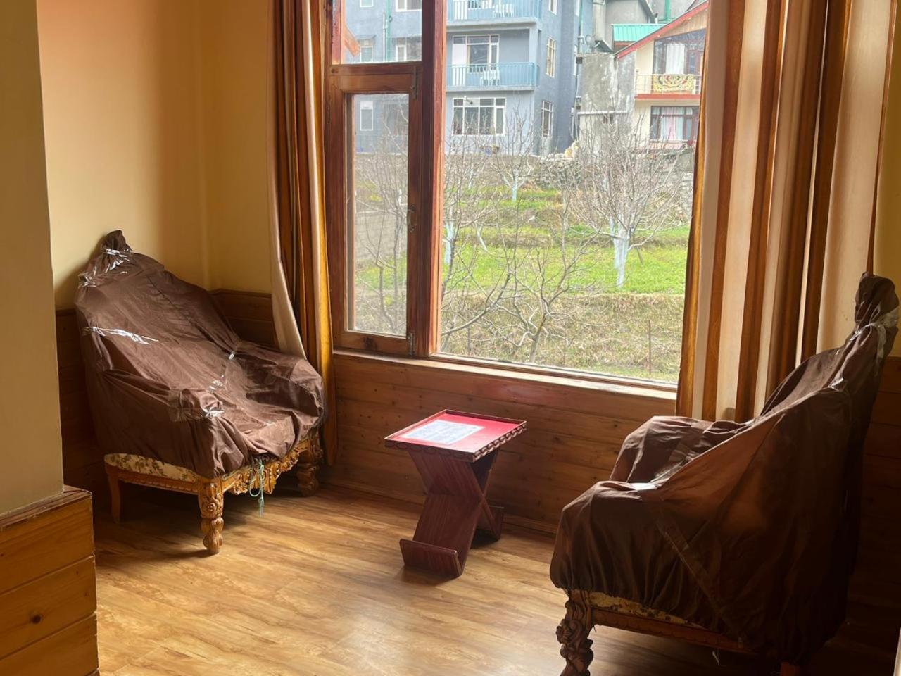 Mrikula Cottage Manāli Eksteriør bilde